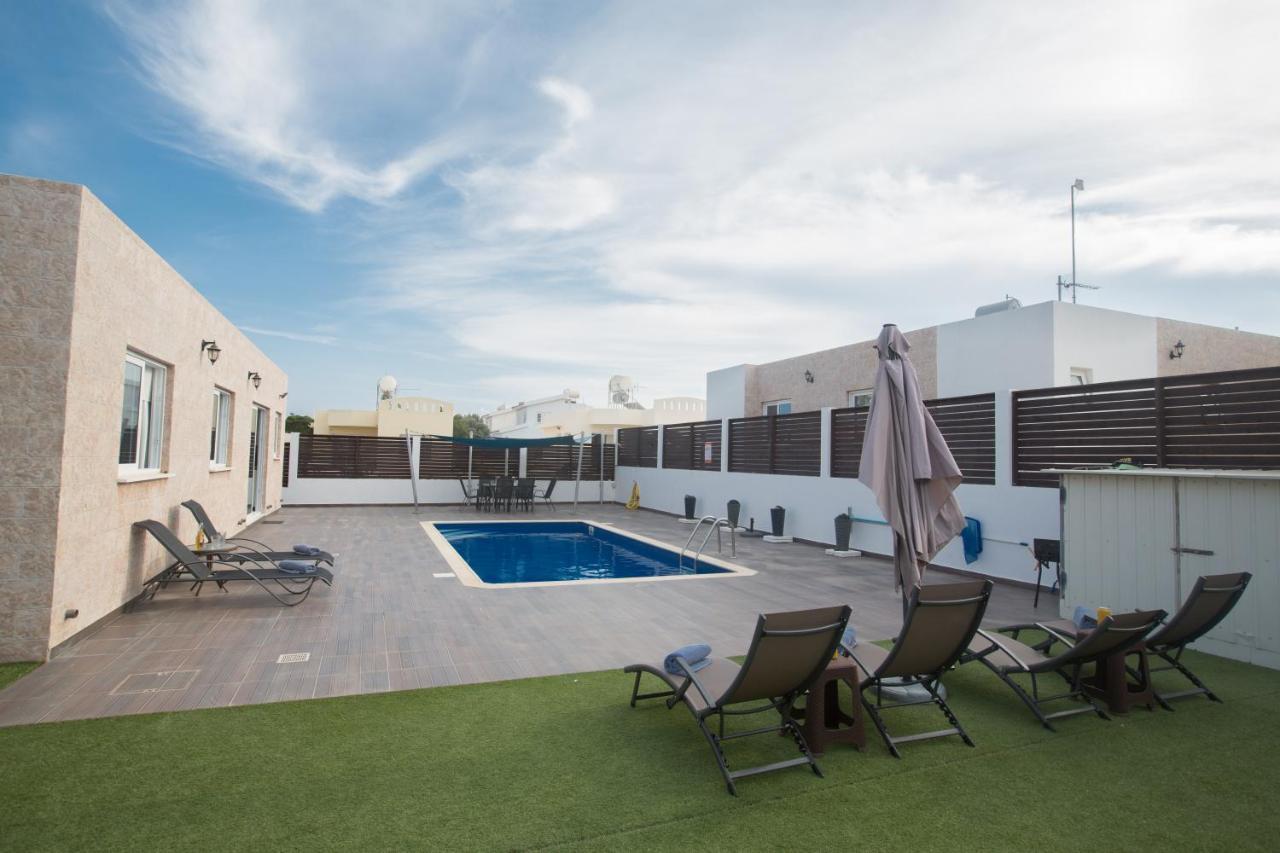 Broadway Villas Protaras Luaran gambar
