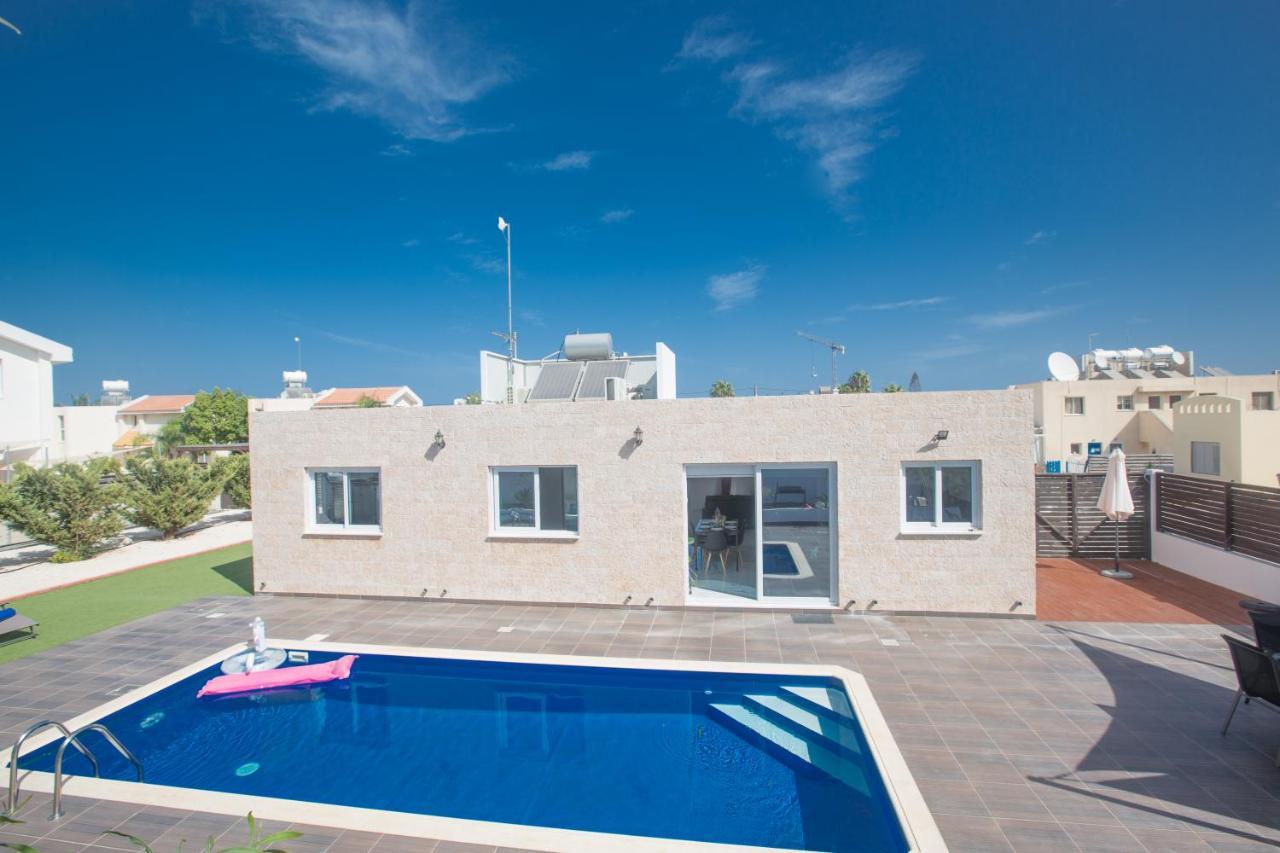 Broadway Villas Protaras Luaran gambar