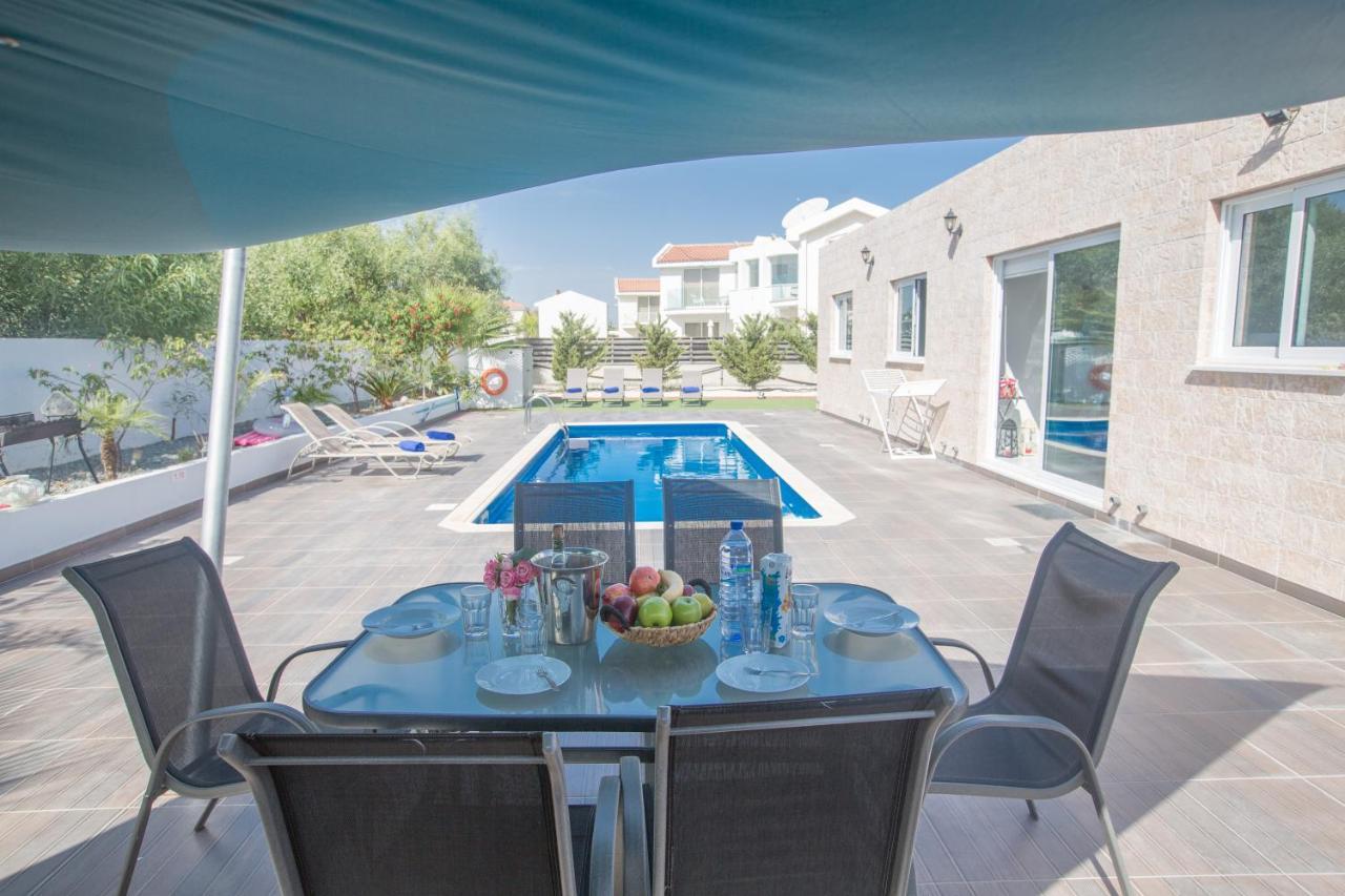 Broadway Villas Protaras Luaran gambar