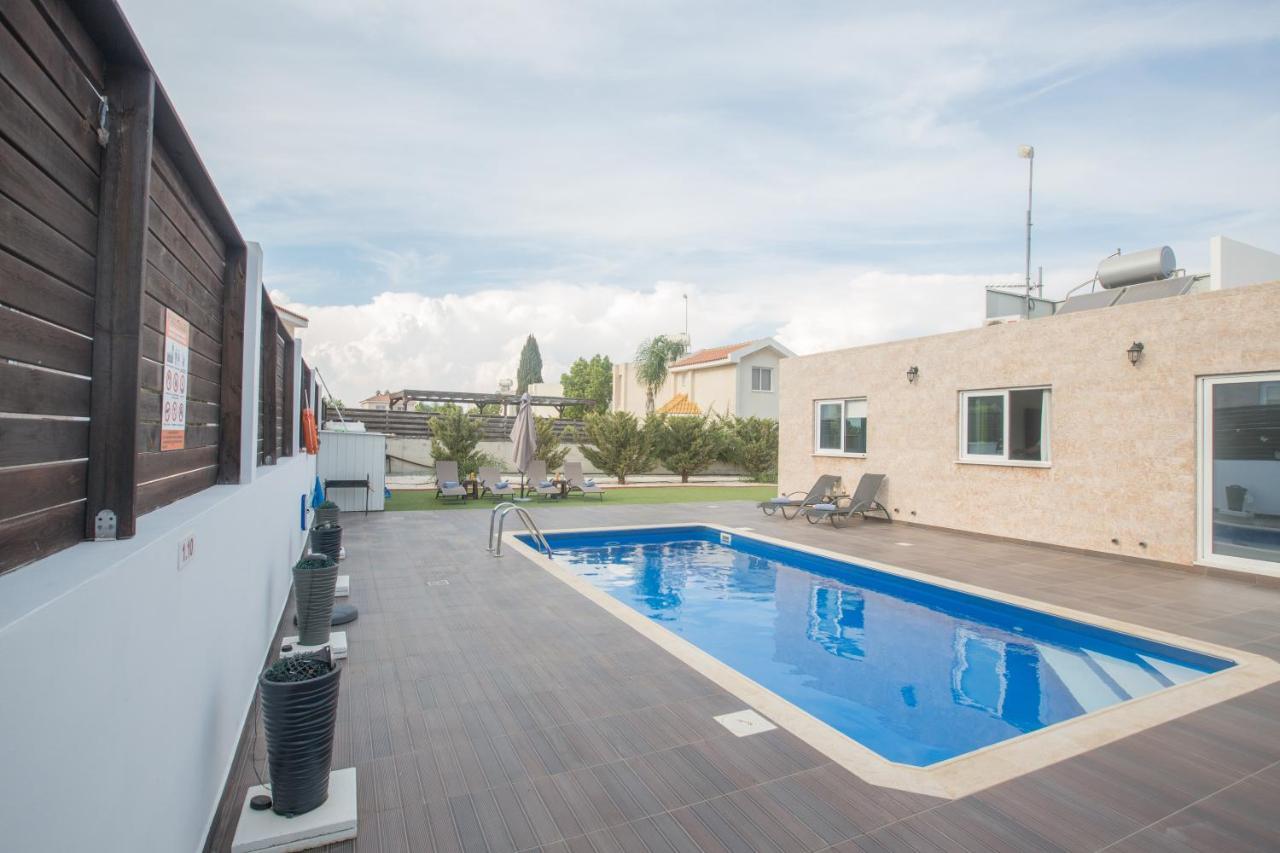 Broadway Villas Protaras Luaran gambar